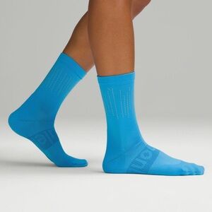 Lululemon Power Stride Crew Sock *Reflective in KAYK 💙